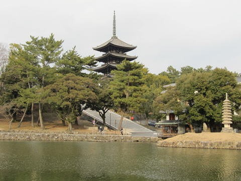 猿沢の池